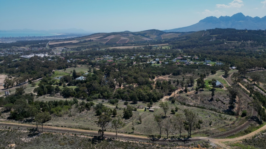 0 Bedroom Property for Sale in Sir Lowrys Pass Village Western Cape